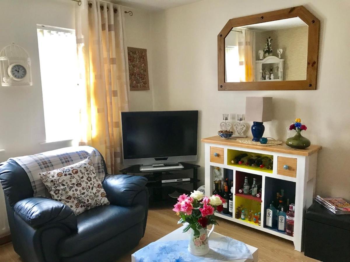 Ty Croeso Apartment แบลลีย์มันนี ภายนอก รูปภาพ